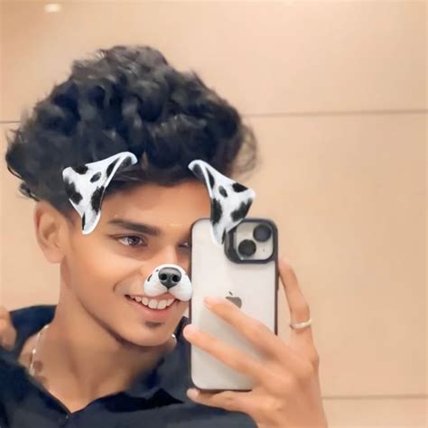 🦋മാരി കൃഷ്ണൻ🪽 (@___.itz.mari.___) • Threads, Say more