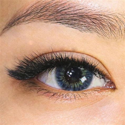 cat eye eyelash extensions