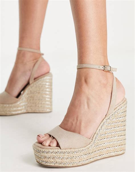 Бежевые босоножки на танкетке ASOS DESIGN Tasha – купить из-за границы ...