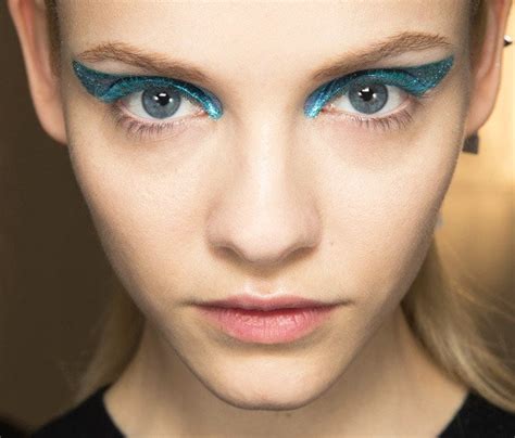 Гид по макияжу: показ Dior | Vogue Russia