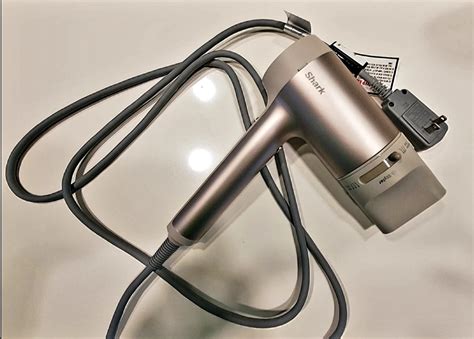Фен Shark HD114BRN | отзывы