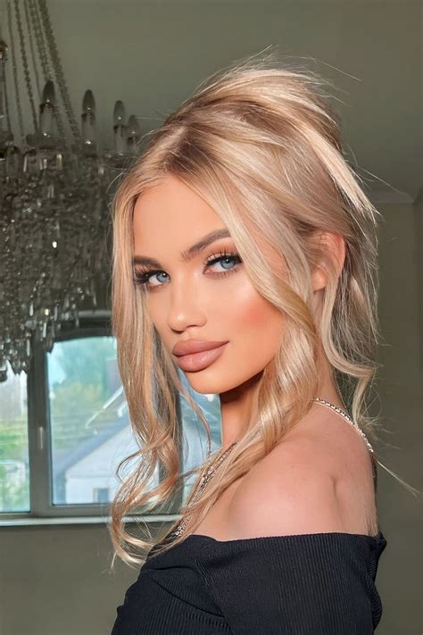 Meet 19 y.o. Alina from Lviv, Ukraine Online - ID 11922197 - UaDates