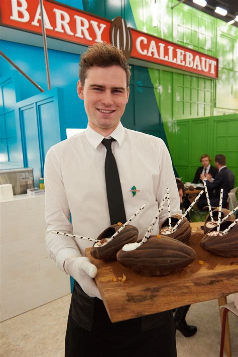 3-Month Key Sales Figures, Fiscal Year 2015/16 | Barry Callebaut