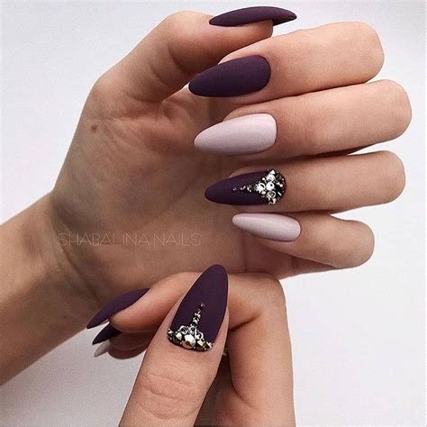 Элегантный темный маникюр Какой 1,2,3,4,5,6 ? ️Follow us on Instagram ️ ...