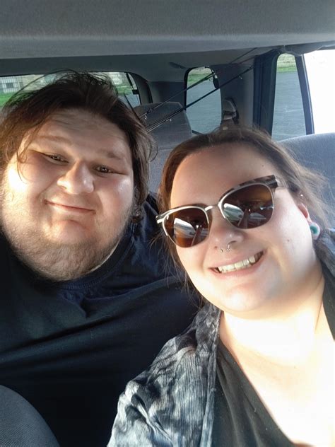 Joliet Illinois plus size Couple looking to make new friends 35m/34f