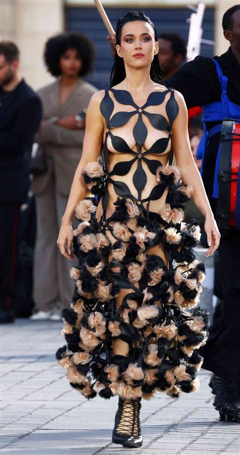 Katy Perry Naked Photos