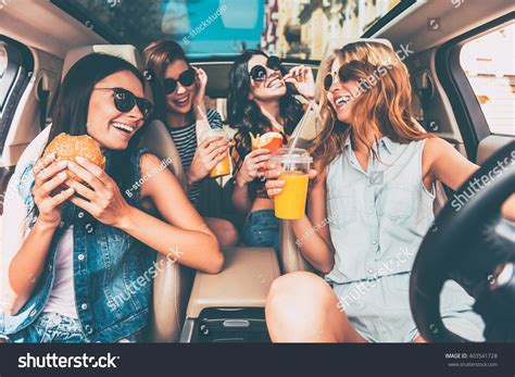 26,868 Eating in car Images, Stock Photos & Vectors | Shutterstock