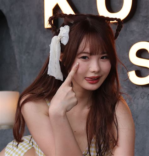 Hottest Asian Pornstarts