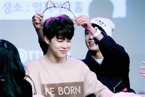 MNMT on Twitter: "141127 지민. ∧,,∧ (,,・∀・)/ #BTS #JIMIN http://t.co ...