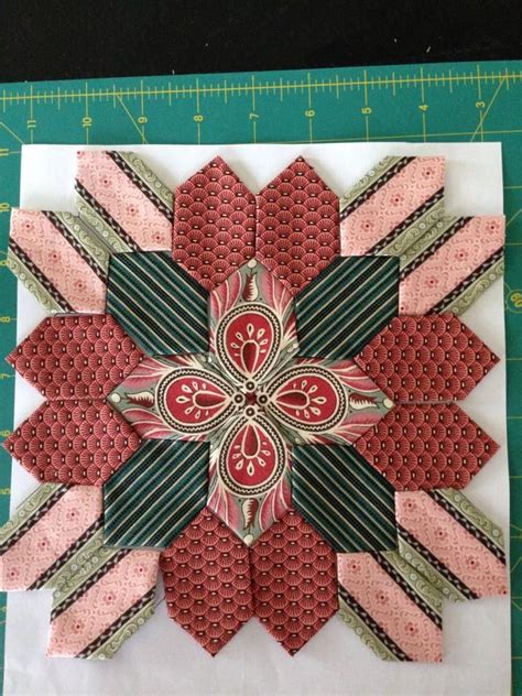 english paper piecing quilt pattern