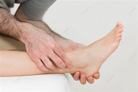 45 Shin Bone Photos, Pictures And Background Images For Free Download ...