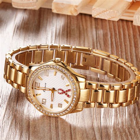 Ремешки и браслеты для наручных часов⌚️: виды, модели, застежки, фото