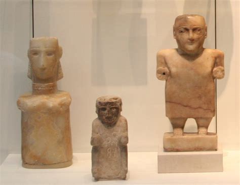 Objects as Artifacts of Human History - Sources of Happiness