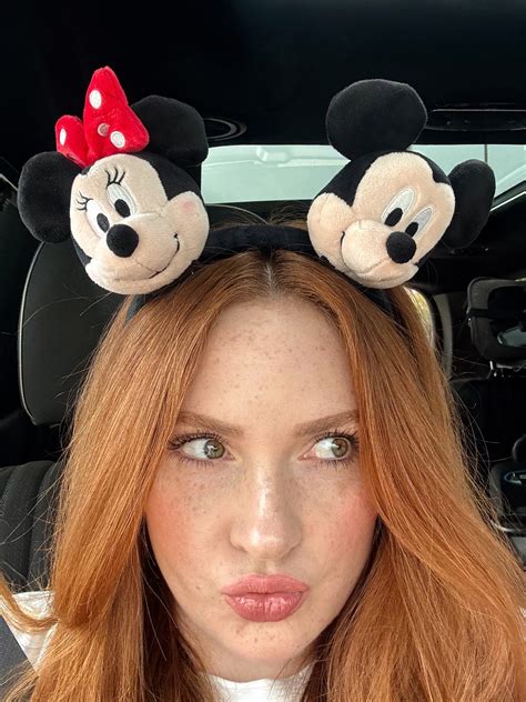 Danielle Perry | ♥️ we luv Disneyland ♥️ | Instagram