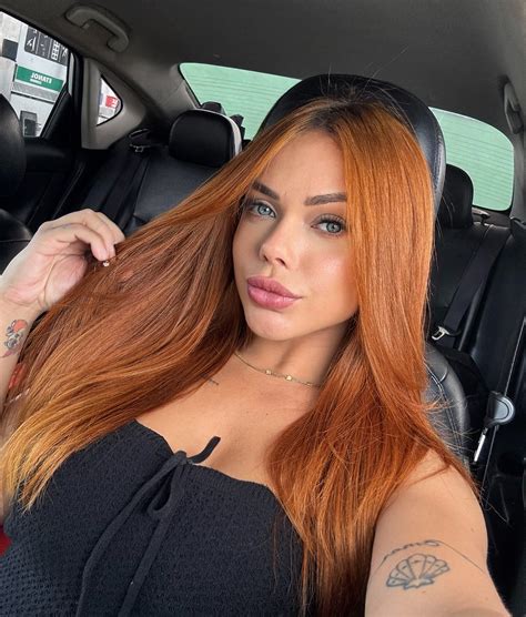 Monick Oliveira (@moonickoficial) • Instagram photos and videos