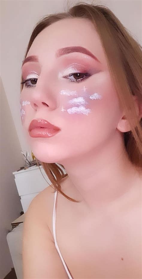Розовый макияж | Nose ring, Lipstick, Nose