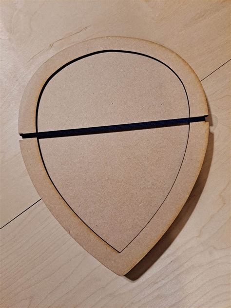 Plume/feuille de macramé gabarit/gabarit pour une coupe et une mise en ...