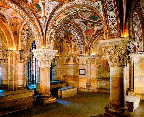 What is Romanesque Art? - Art Facts