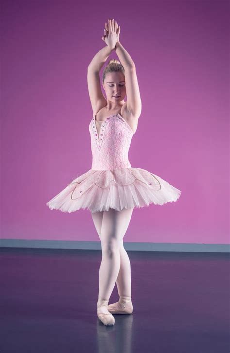 162 Ballet Position Fifth Stock Photos - Free & Royalty-Free Stock ...
