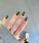 30+ Olive Green Nails for a Chic and Earthy Look