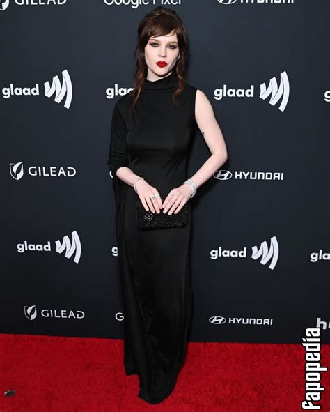 Sophie Thatcher Nude Leaks - Photo #4802230 - Fapopedia