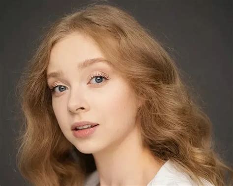 Фотогалерея Анастасия Кравченя