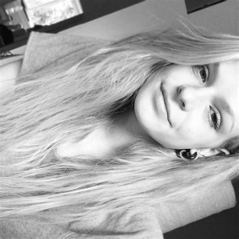 Stream Tamara Schiefer music | Listen to songs, albums, playlists for ...
