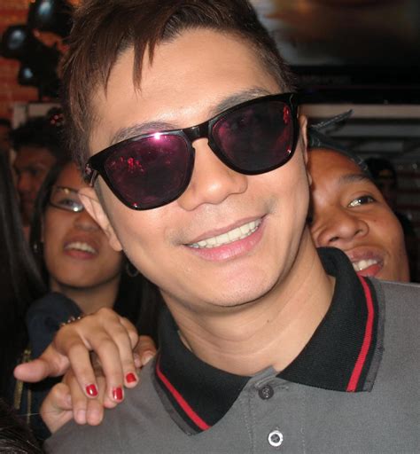 Vhong Navarro - Celebrity biography, zodiac sign and famous quotes