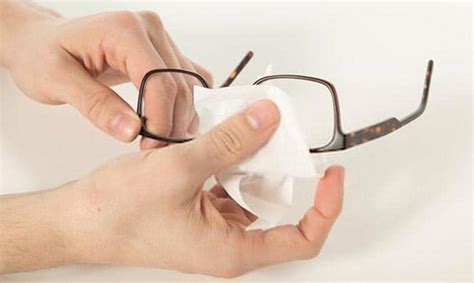 7 Best Eyeglass Wipes Reviewed and Rated in 2025