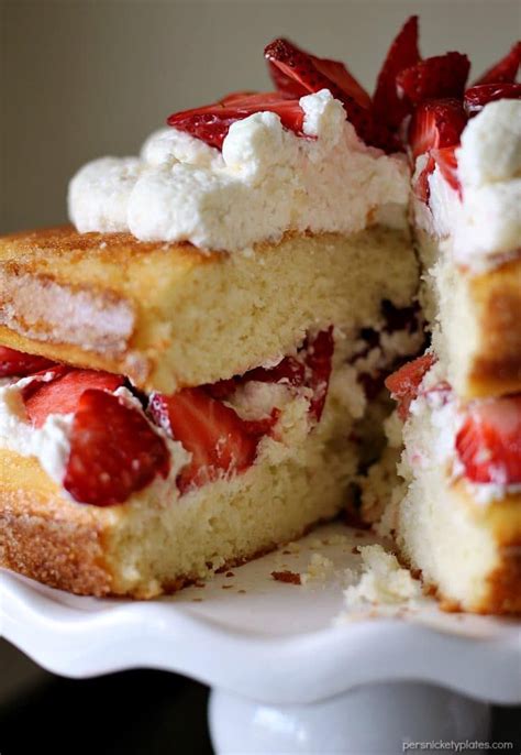 The Ultimate Strawberry Squirt Cake: Easy, Impressive, and Delicious! - efb5obc