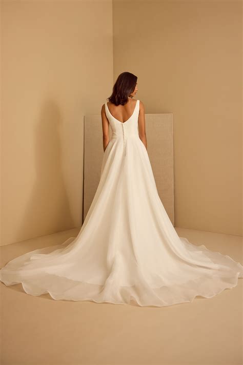 Petra Dress | Vow'd Weddings