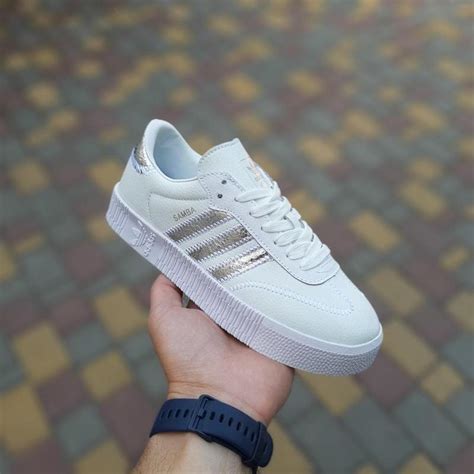 Жіночі літні кросівки adidas samba білі з сріблом модні шкіряні ...