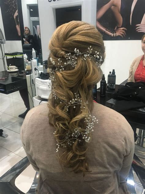 Прическа на выпускной | Hair, Hair styles, Hair wrap