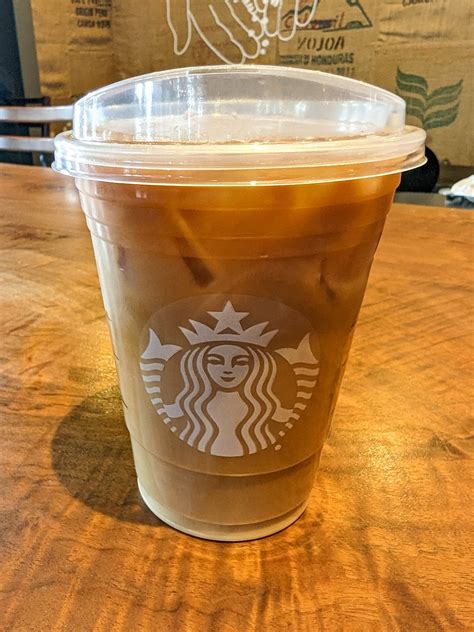 15 Starbucks Cold Foam Drinks That’re Like Velvet - Brew That Coffee