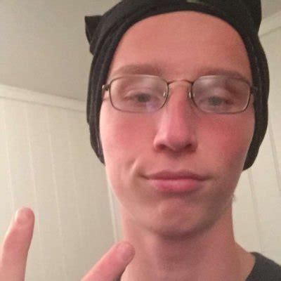 neger (@PPearjuice) | Twitter