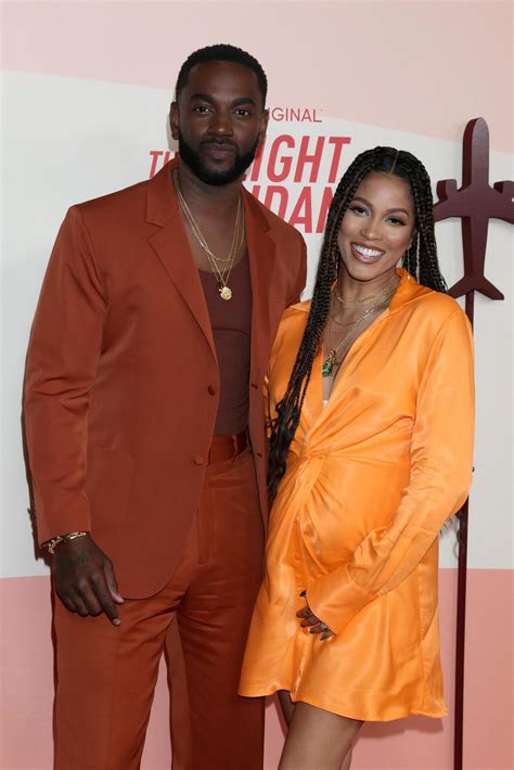 LOS ANGELES - APR 11 Mo McRae, Lex Davis at The Flight Attendant Season