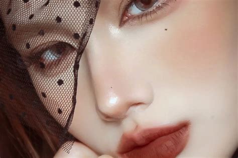 15 Jaw-dropping Gothic Lolita Makeup Looks that Will Make You Go Wow ...