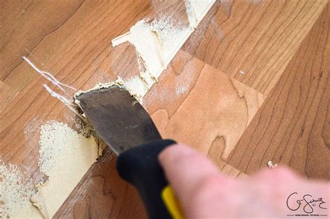 how to fix gaps in laminate floor