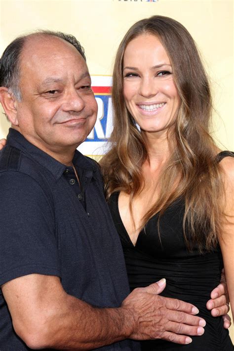 cheech marin wife 1