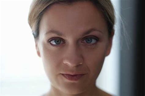 Синяки под глазами у женщин: причины возникновения и эффективные методы ...