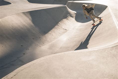 yow surfskate presenta feelin good fast life actionsport