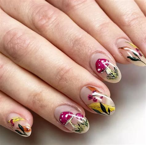 11 Fall Leaf Nail Designs That Celebrate the Season