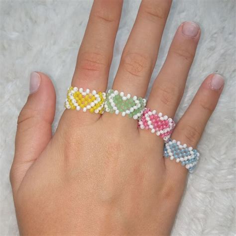 Кольца расплывающиеся сердечки💗 | Bead charms diy, Handmade wire ...