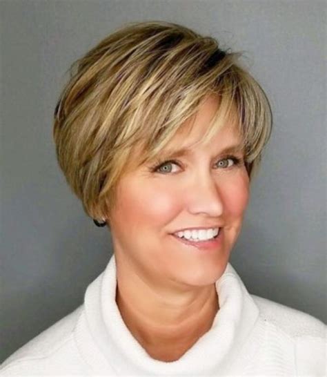 carmencarmenbelkcolumbiana-pelo-corto-para-mujeres-de-40-anos-pixie ...
