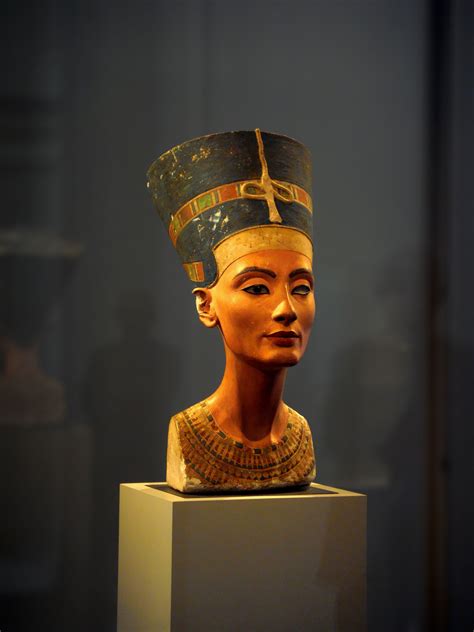 egyptian nefertiti busts | , Ägyptisches Museum Berlin. The bust of ...