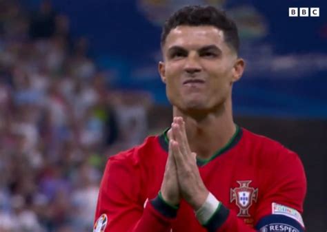 Video: Cristiano Ronaldo apologises to Portugal fans during shootout