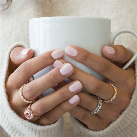 Идеи маникюра для подростков | Neutral nail color, Nail colors winter ...