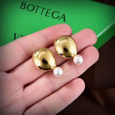 BOTTEGA VENETA Серьги - купить с доставкой по выгодным ценам в интернет ...