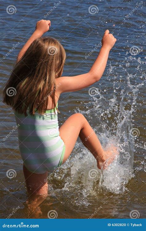 Plons stock foto. Image of vakantie, activiteit, kind - 6302820