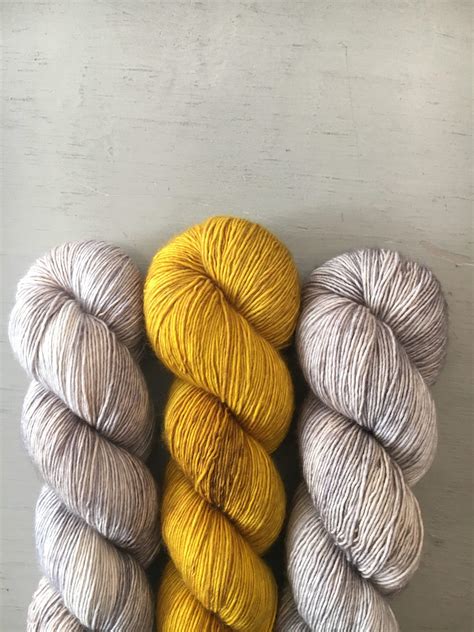 Some fabulous yarn options for the first shawl of TSS III - Curious